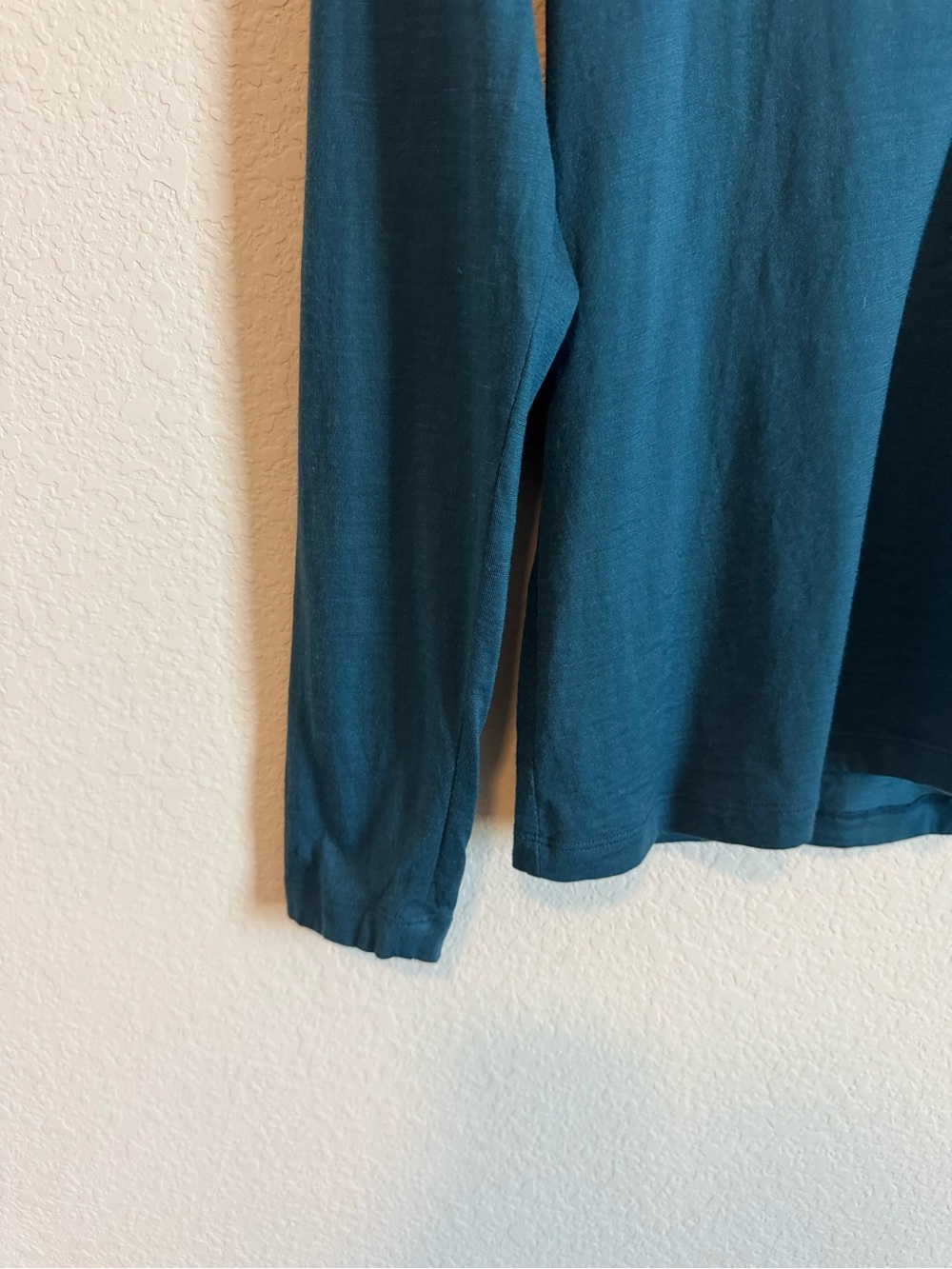 Wool& Melanie Ruched Teal Blue V Neck Long Sleeve Merino Wool Top Size Small - Picture 2 of 6